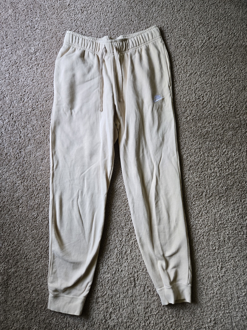 Nike Club Fleece Mid-Rise Joggers Sanddrift M
